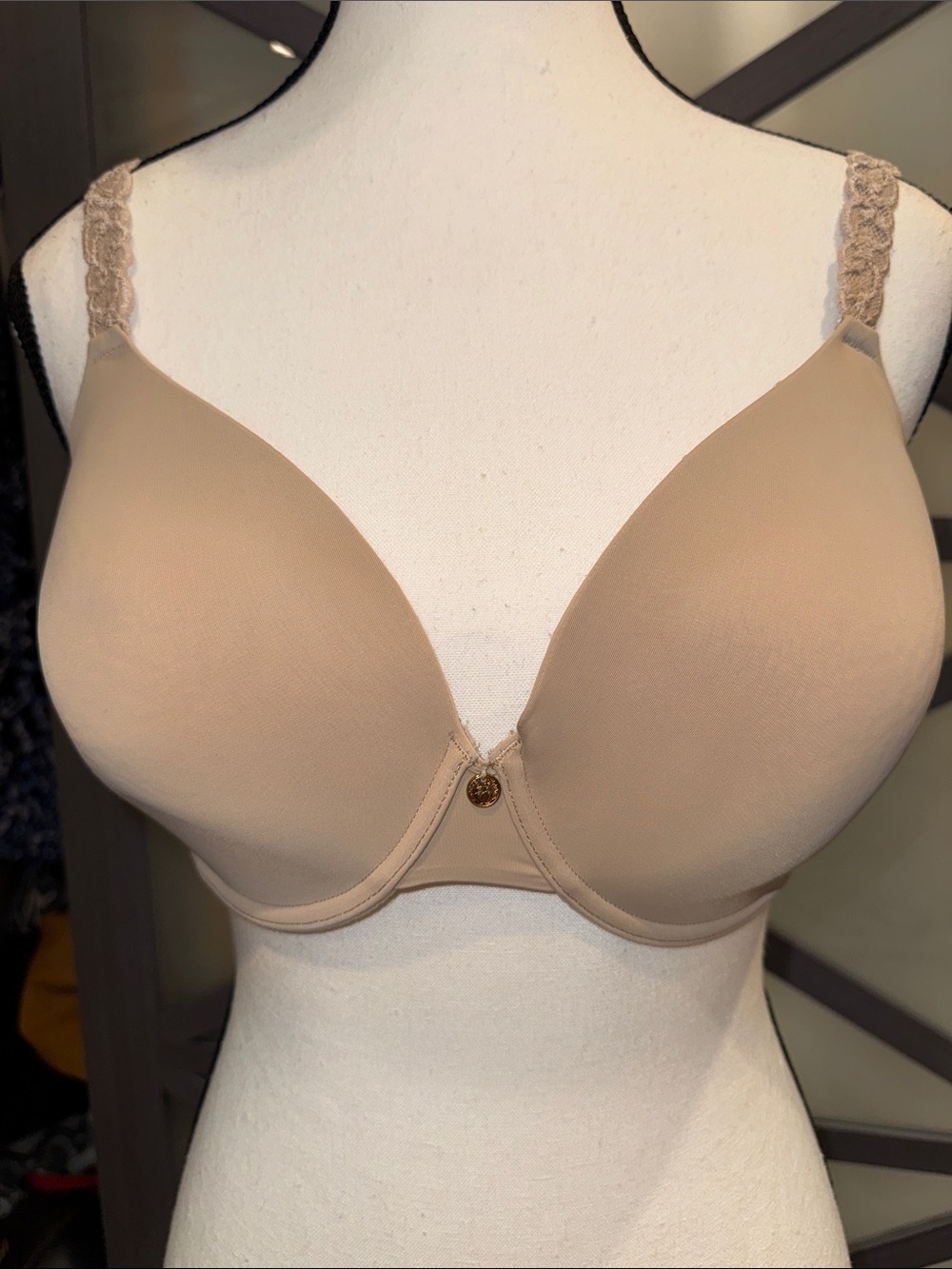Natori 34DD Nude Contour Underwire Bra Molded Cups Style 732080